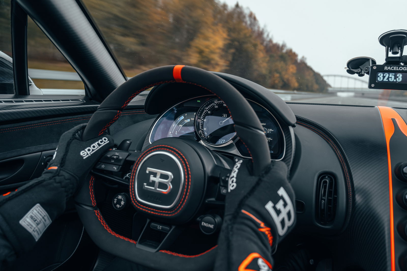 Bugatti Mistral World Record Car - onboard